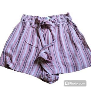 Women's Size Large Hollister Ultra Hi Rise shorts